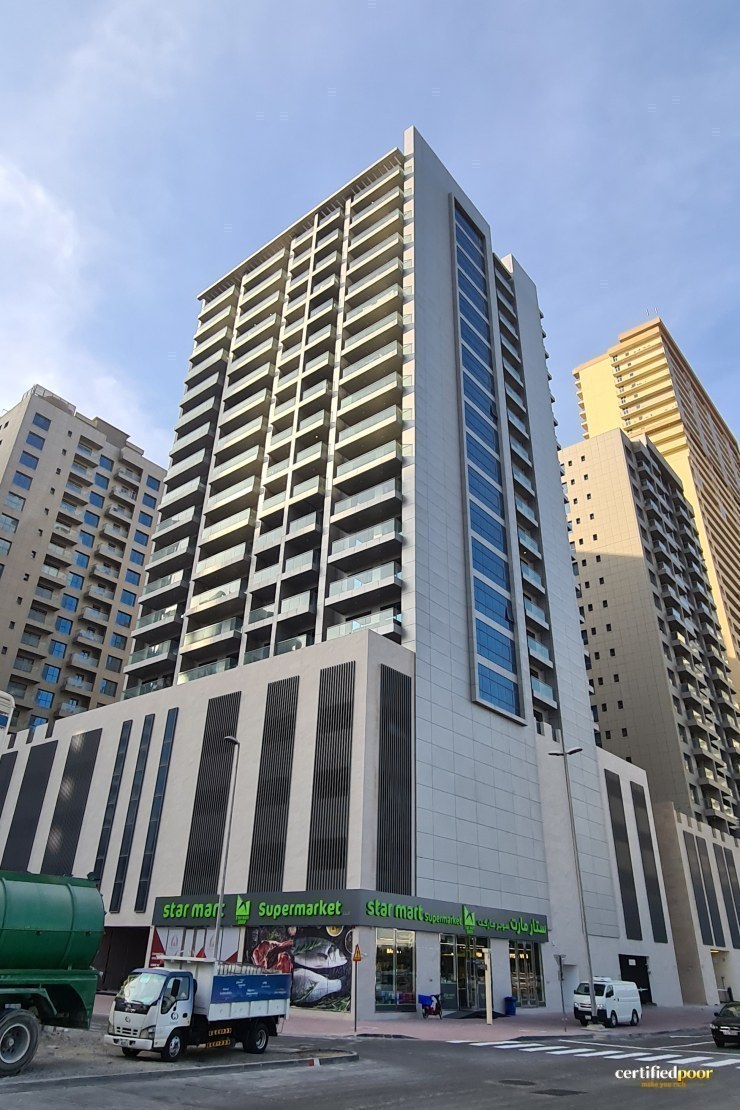 Esplora Residences building view